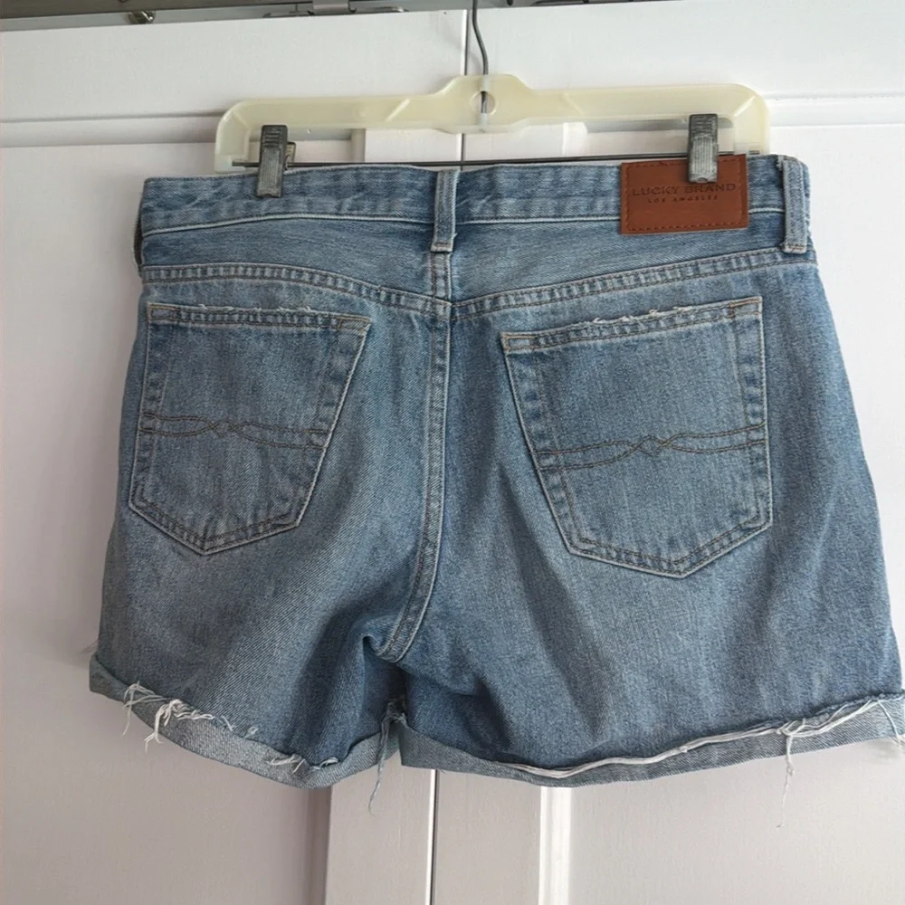 Lucky Brand Shorts Sz 6 28 - Picture 2 of 5
